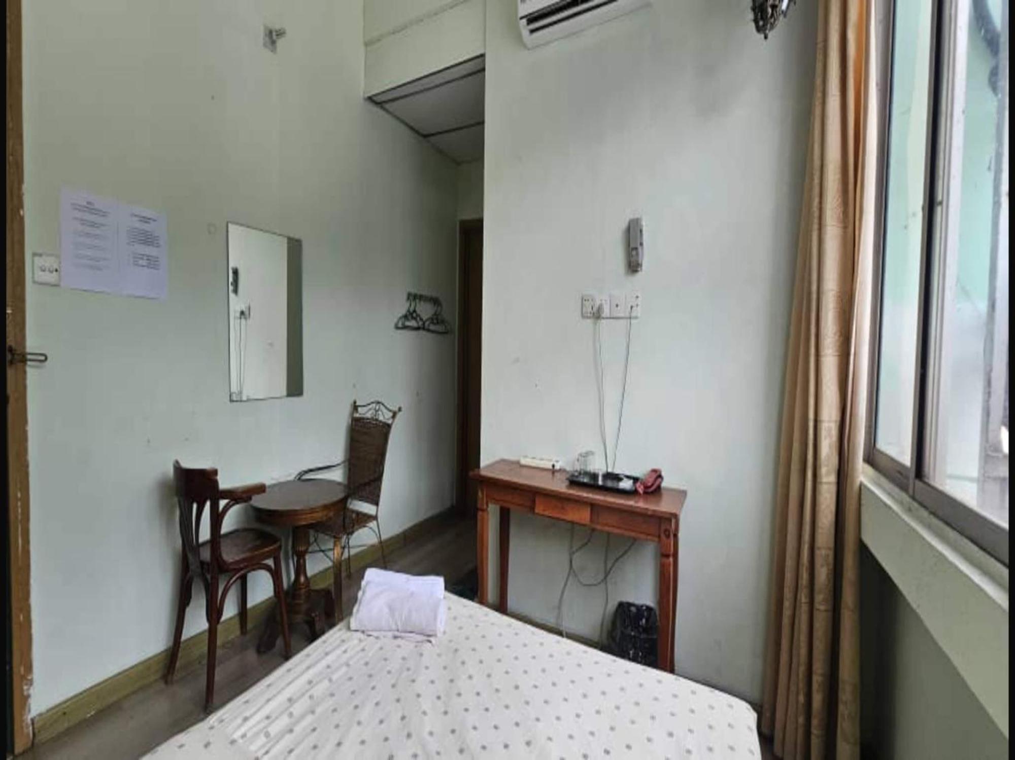 Hotel Oyo 90979 Sianglory